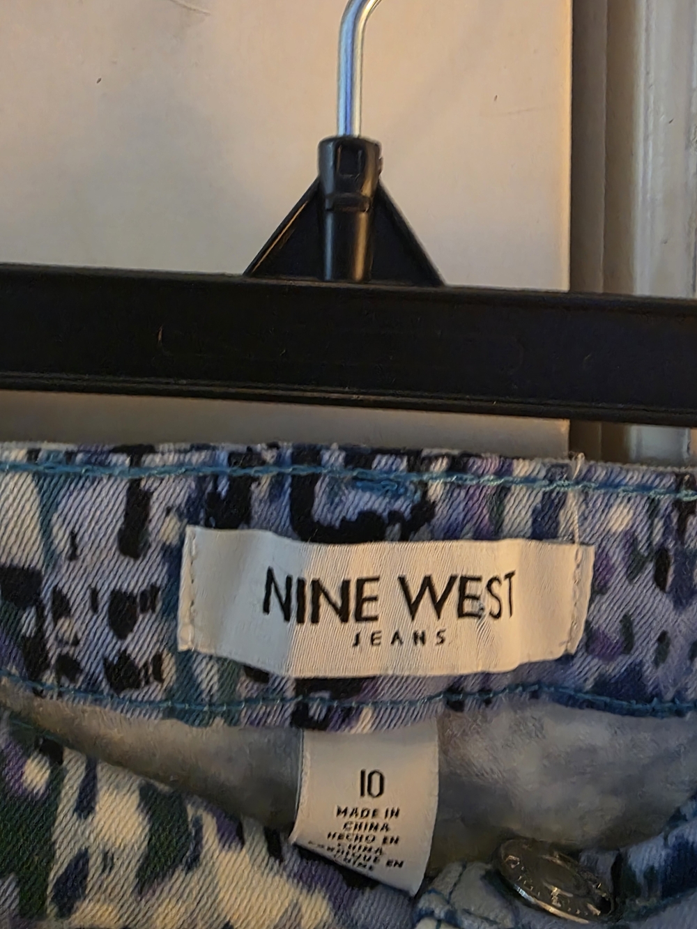 Nine West Blue Multi-Pattern Capris - Picture 4 of 7